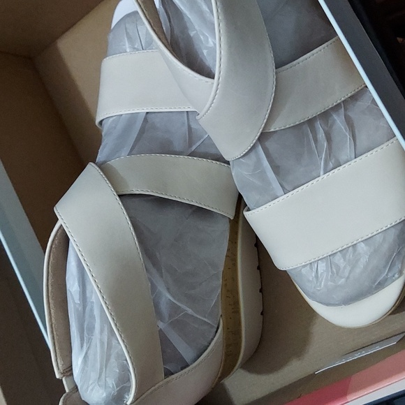 Womens SOUL Naturalizer Goodtimes Platform Wedge Sandals - Picture 3 of 8